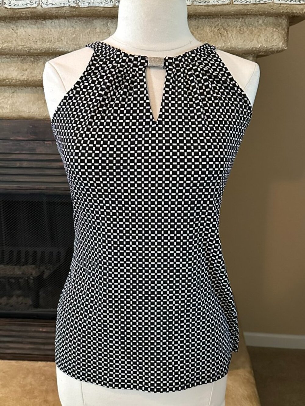 WHBM sleeveless blouse with silver metal neckline, Small